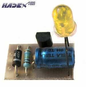 Indik�tor 230V AC LED �lut�      STAVEBNICE